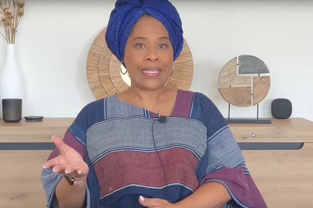 France : la guerre des influenceurs panafricains au cœur de la lutte d&rsquo;influence