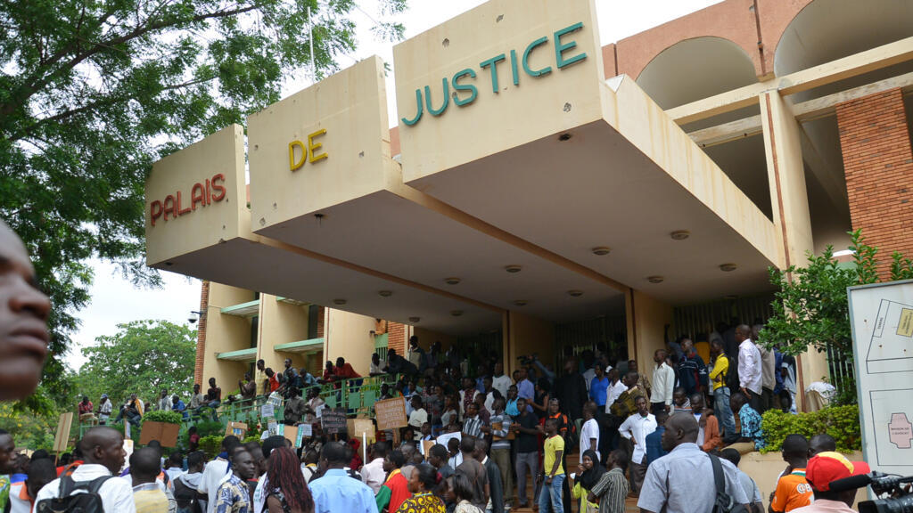 Corruption au Burkina Faso: la junte ciblent douaniers et magistrats