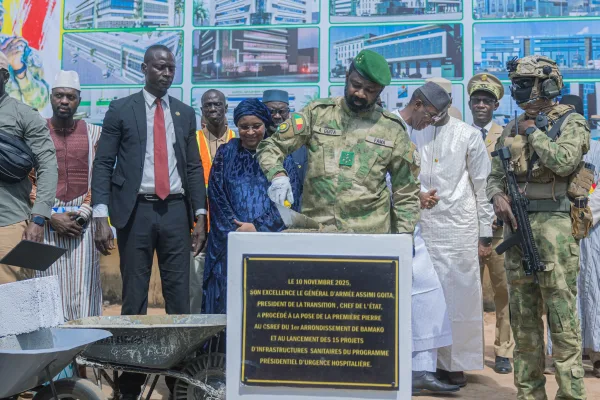 modernisation des hôpitaux au Mali : un projet ambitieux pour transformer la santé cérémonie de lancement du projet de modernisation hospitalière au Mali
