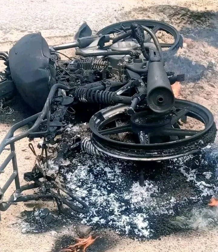 accident mortel à Koundoul : un camion percute un motocycliste, déclenchant un incendie mortel