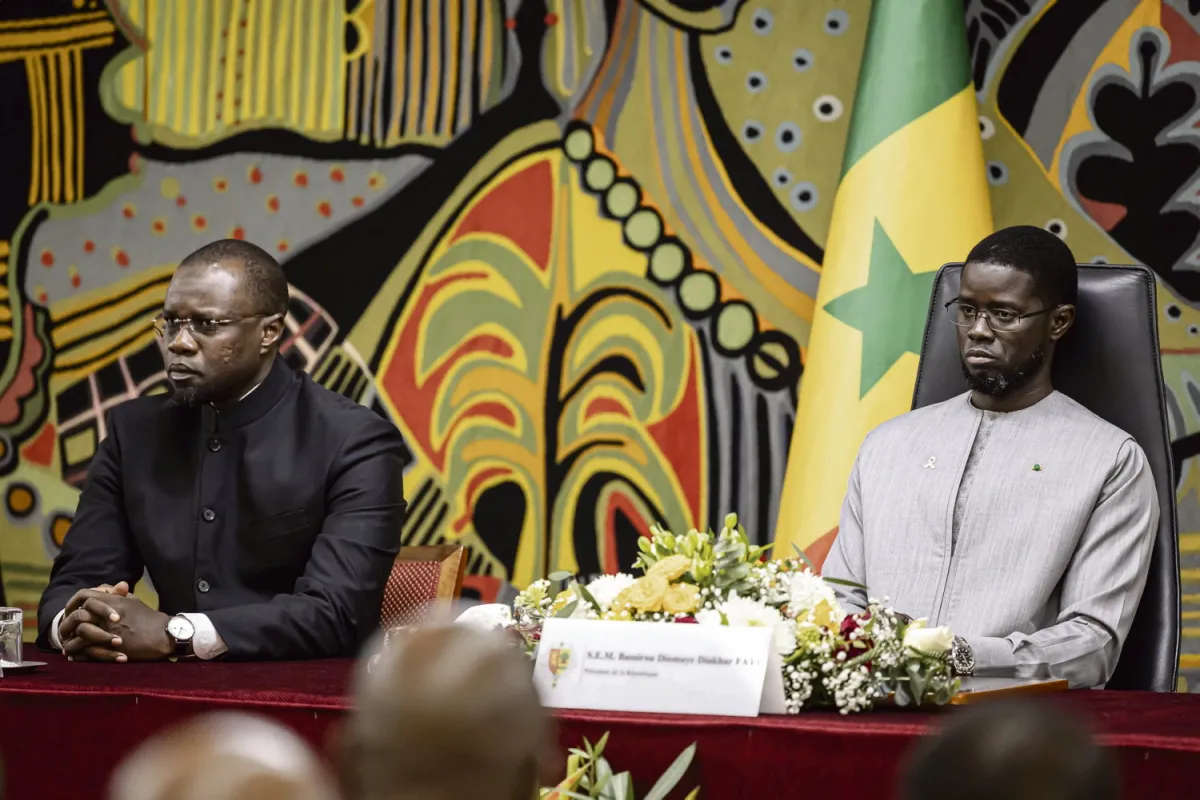 Portrait officiel des deux dirigeants sénégalais, Bassirou Diomaye Faye et Ousmane Sonko