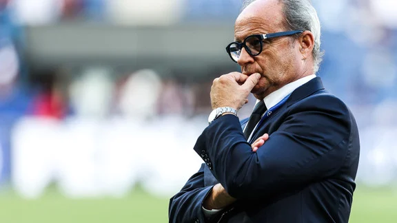 Khvicha Kvaratskhelia en action avec le PSG
