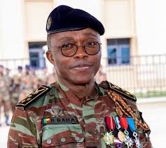 général bertin bada, conseiller à la défense et à la sécurité du président béninois