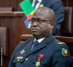général djimon dieudonné tévoèdjrè, commandant de la garde républicaine béninoise