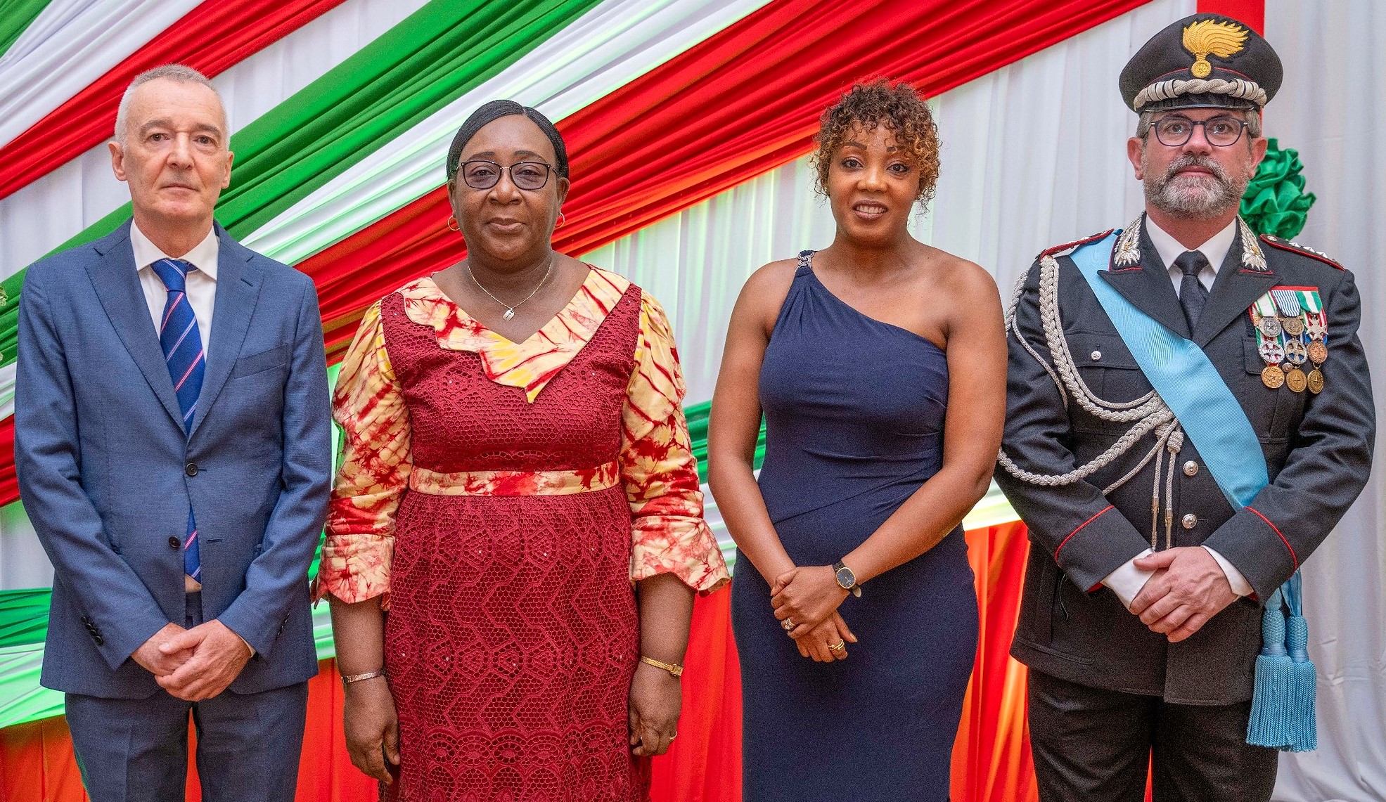 Diplomates et invités lors de la cérémonie italo-burkinabè