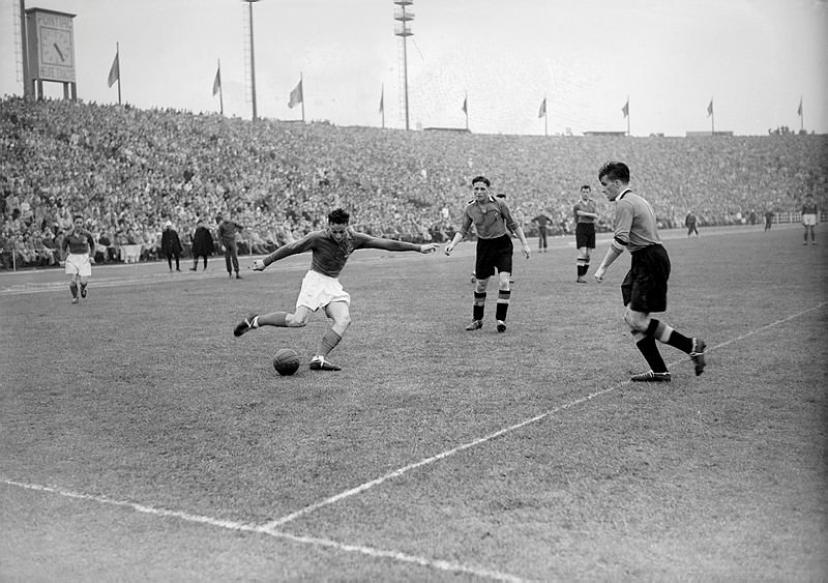 Jean Vincent contre la Belgique en 1954