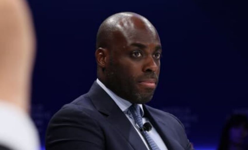 Mark Alexandre Doumba lors d'un déplacement en Chine
