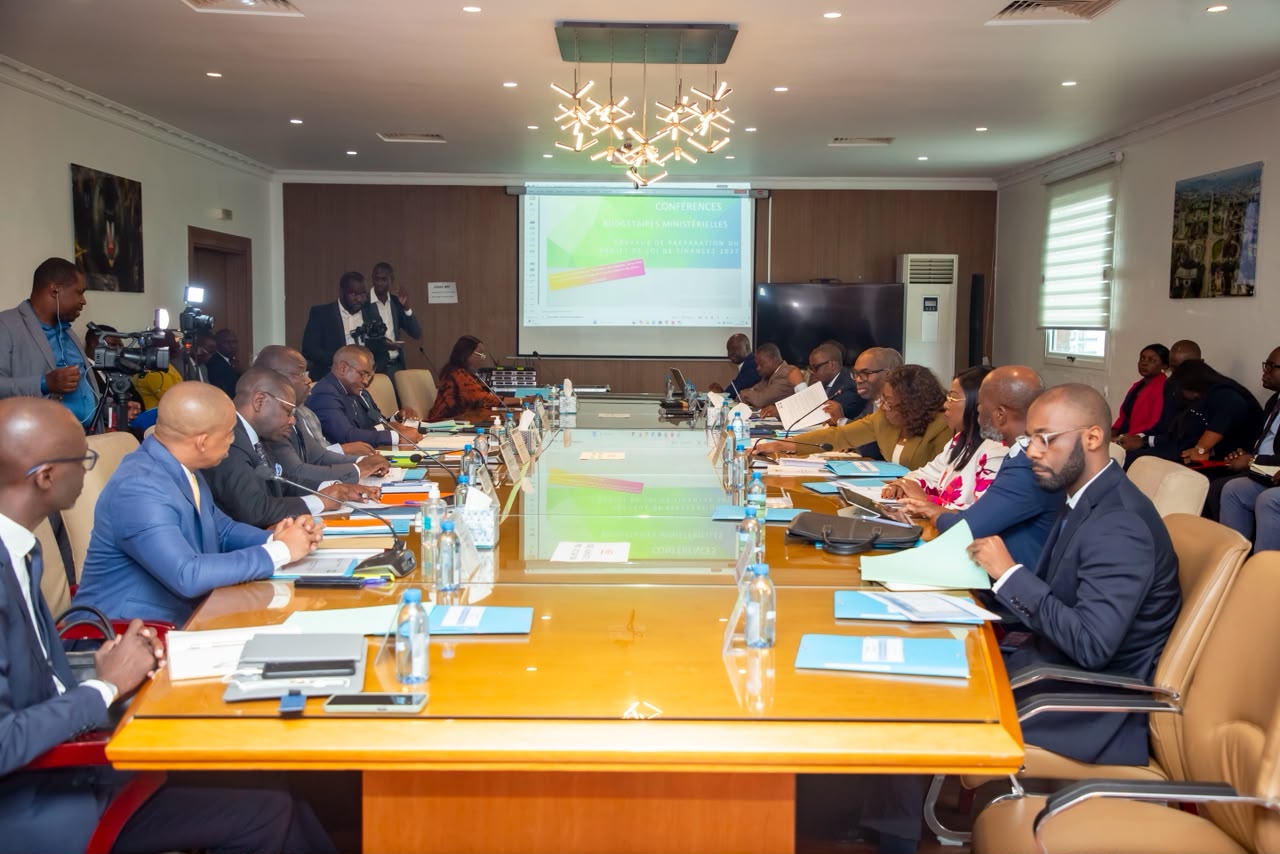 Conférences budgétaires à Libreville pour le budget 2027