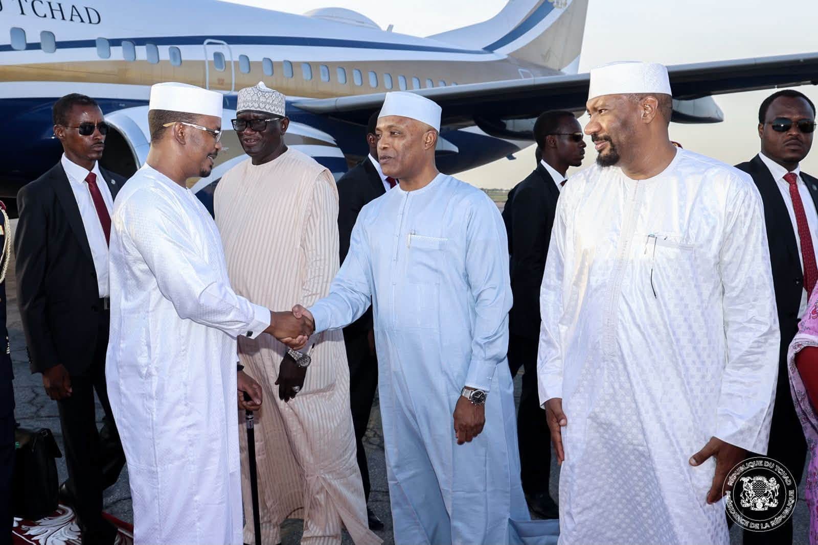 Réception du président tchadien à N'Djamena