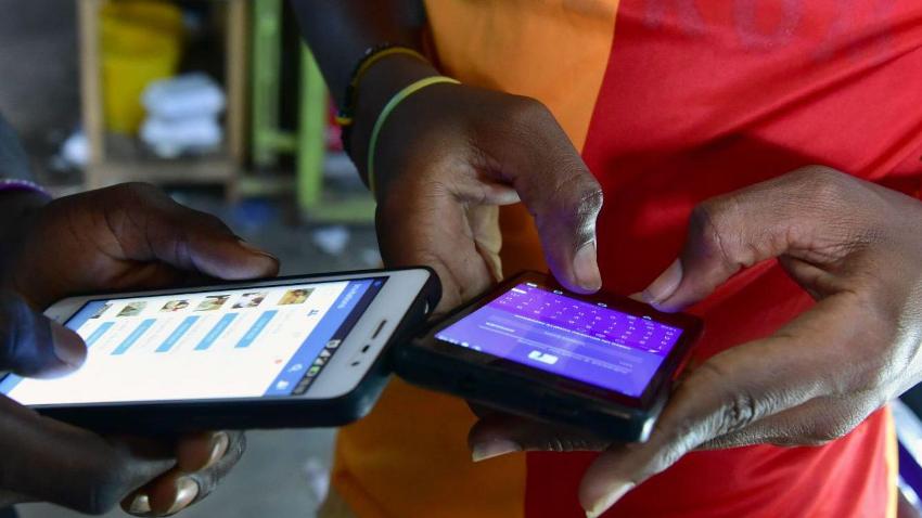 Gabon : quand les réseaux sociaux transforment la critique en bataille politique