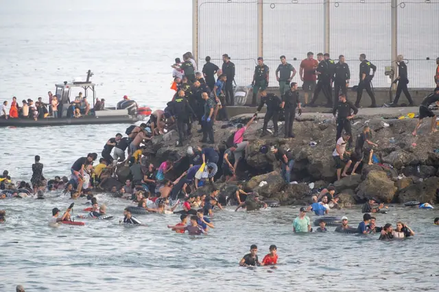 Frontière entre le Maroc et Ceuta, théâtre de tensions migratoires