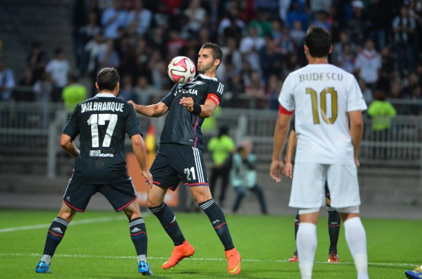 Steed Malbranque et Maxime Gonalons, le 21 août 2014, lors de la défaite contre l'Astra Giurgiu
